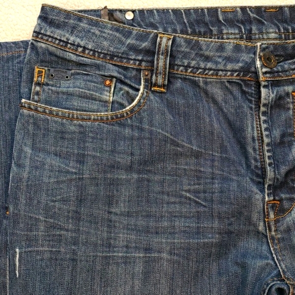Blue Distressed Denim by Buffalo * EVAN Style * - Picture 3 of 10